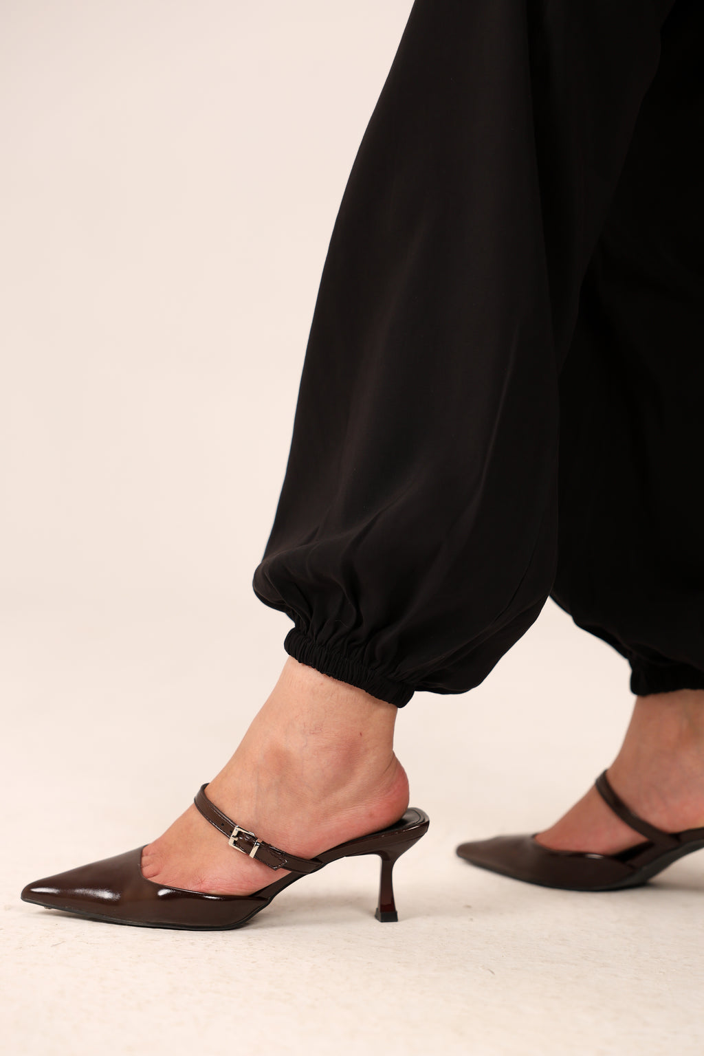 Nomad Parachute Pants
