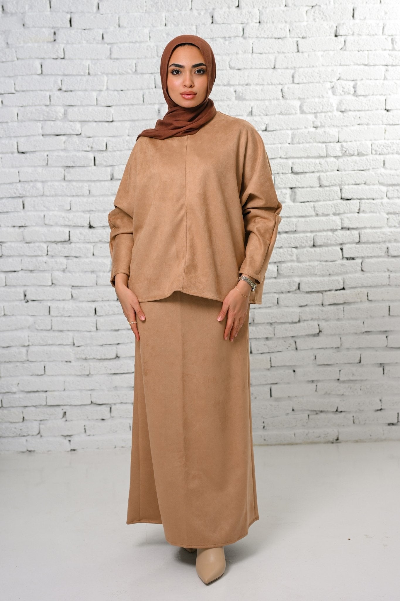 Beige Velvet Grace Set - ATHWAB