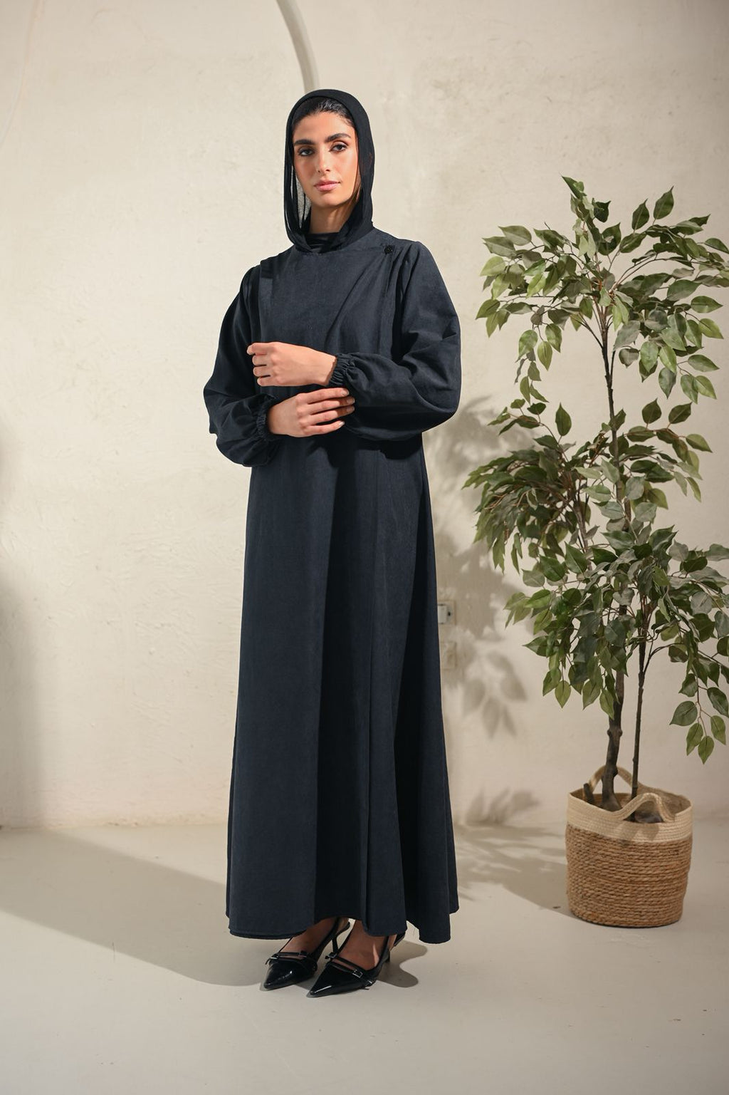 Black Sukoon Abaya - ATHWAB