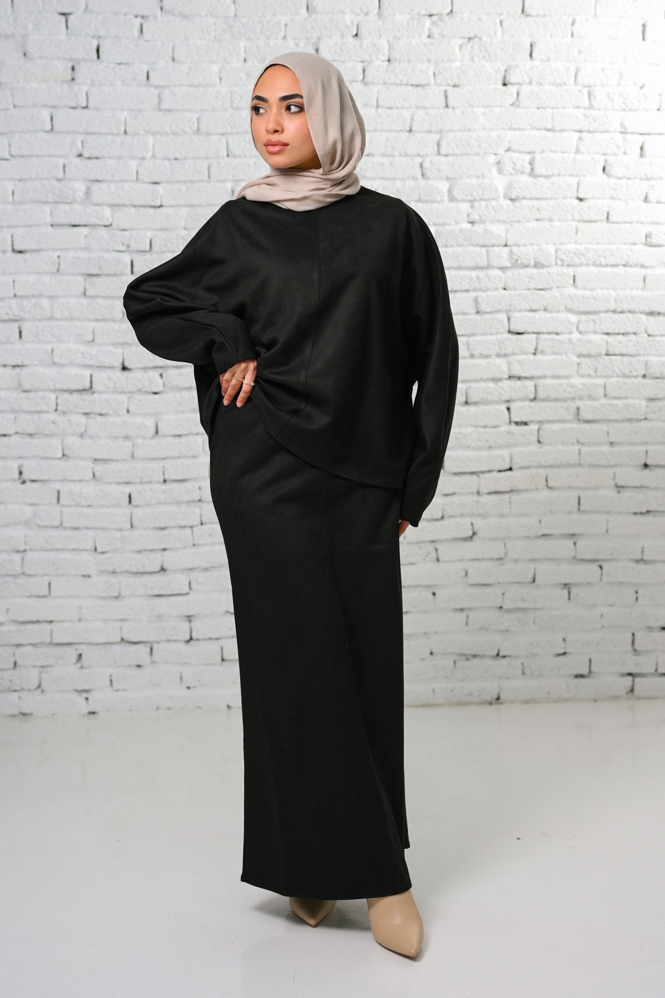 Black Velvet Grace Set - ATHWAB