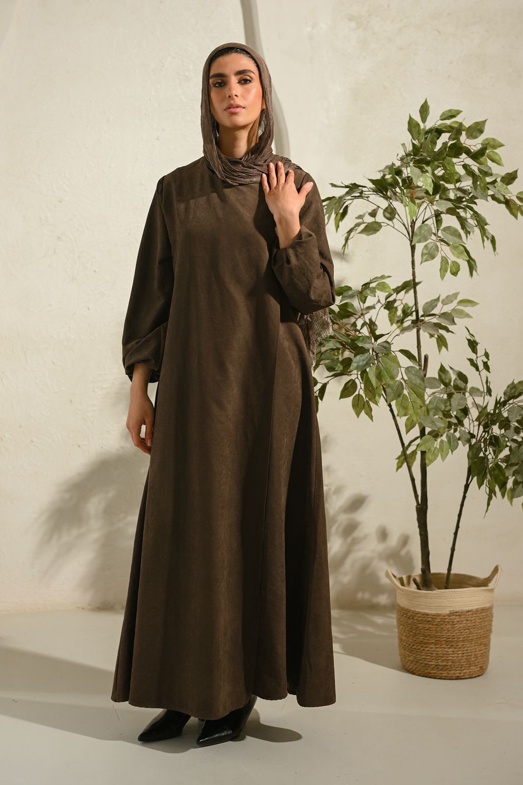 Brown Sukoon Abaya - ATHWAB