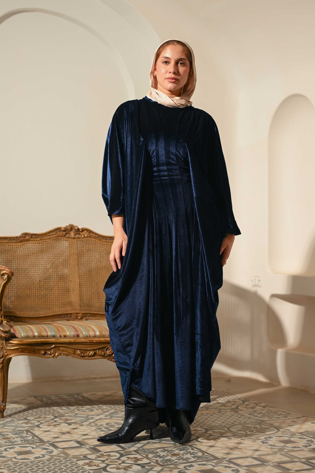 Dark Blue Noor Velvet Abaya - ATHWAB