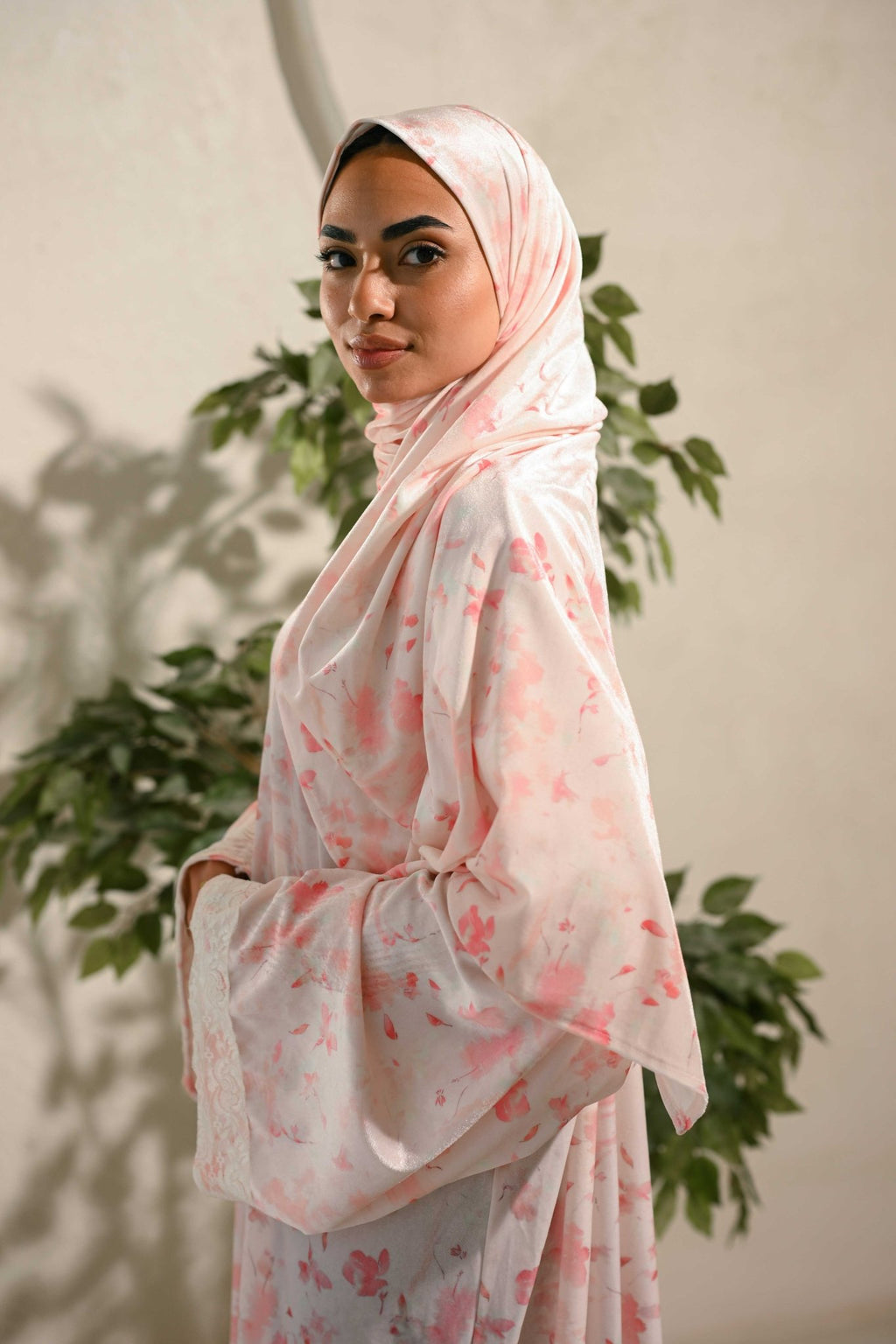 Floral Soft Isdal - ATHWAB
