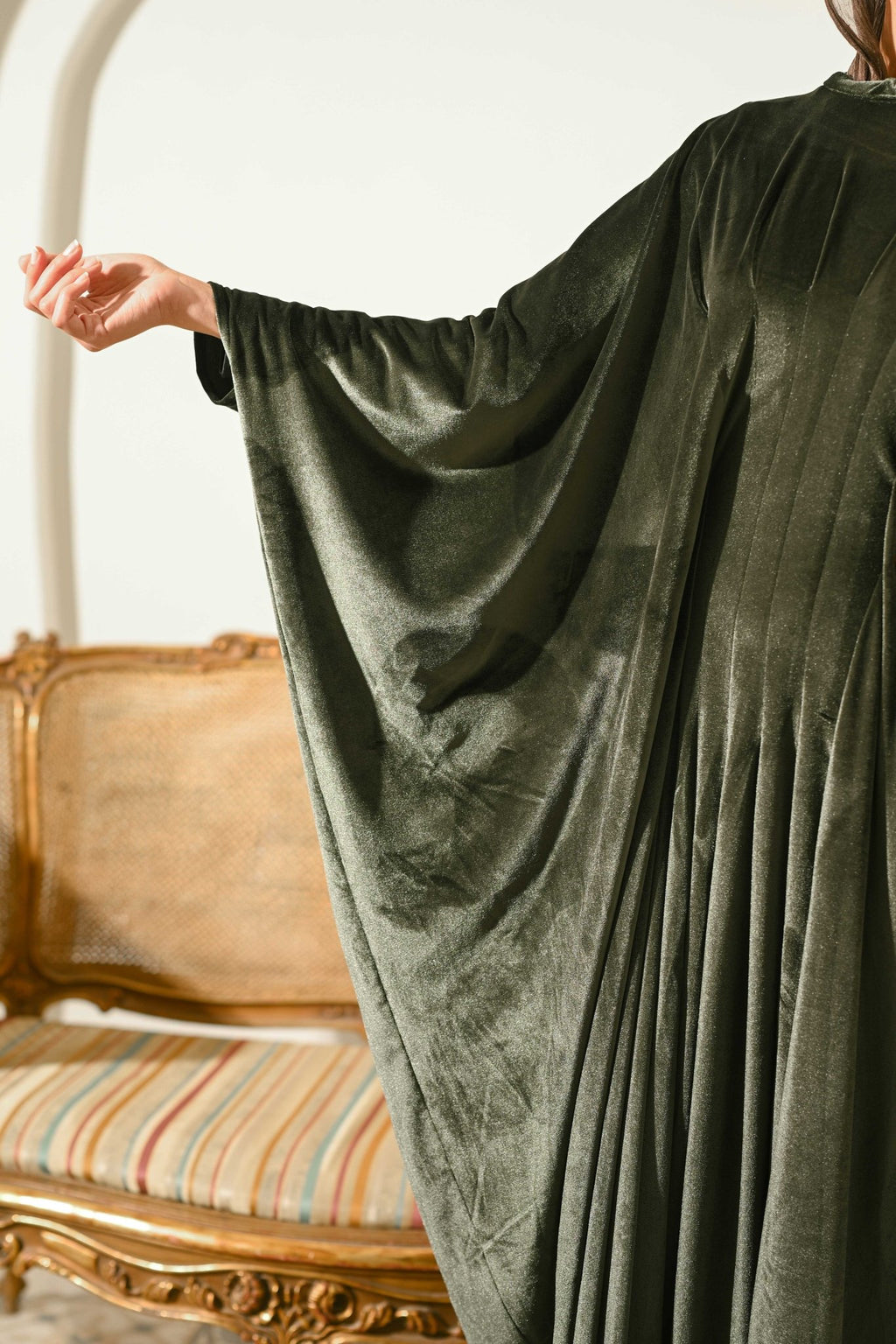 Noor Velvet Abaya - ATHWAB