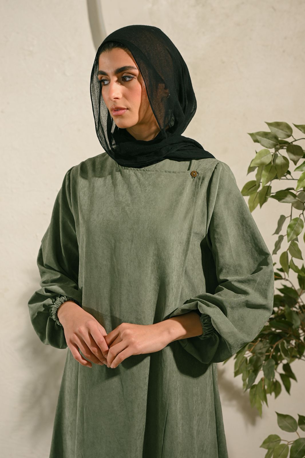 Olive Green Sukoon Abaya - ATHWAB